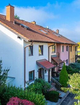 Wohnen. Vermieten. Verdienen. - Reihenendhaus mit Ferienapartment in Freiburg - Freiburg (Breisgau)