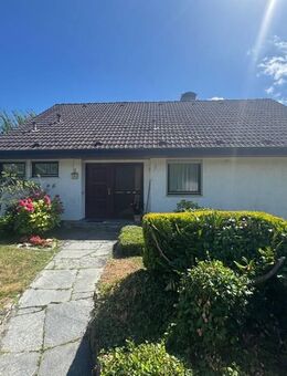 2 Familienhaus mit großem Gartengrundstück in sonniger und ruhiger Höhenlage - Salem (Baden-Württemberg)