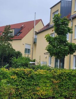 Exklusive, neuwertige 2-Zimmer-DG-Wohnung mit gehobener Innenausstattung mit EBK in Ingolstadt - Ingolstadt