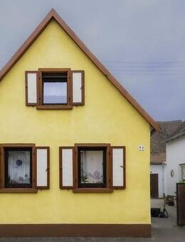 Neuer Preis: Zwei Häuser – ein Zuhause im Herzen von Lingenfeld - Lingenfeld