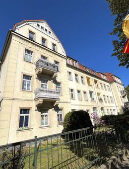 In Renovierung I Balkon I moderne Einbauküche I Tageslichtbad mit Badewanne - Dresden