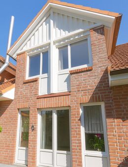 Norderstedt-Mitte, Frans-Hals-Ring 55! Schönes Reihenhaus + Vollkeller + großer Ausbaureserve im Dachboden courtagefrei zu verkaufen - Norderstedt