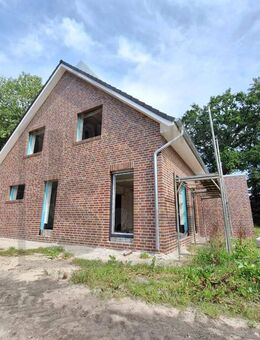 Neubau von Doppelhaushälften im Ortsteil Stapelmoor! - Weener