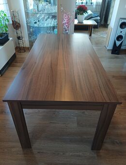 Schöner Esstisch abzugeben - Schönaich