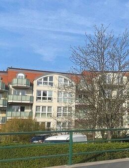 Helle 3-Raum-Dachgeschosswohnung mit Charme - Freiberg