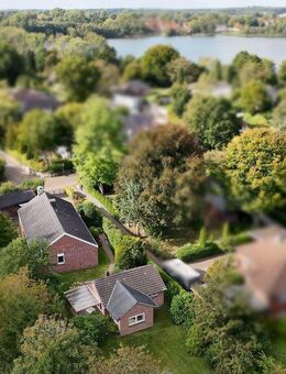 Einfamilienhaus & Nebengebäude mit einem sehr großen Grundstück in bevorzugter Lage - Fockbek