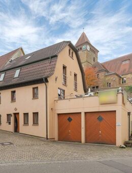**Charmantes EFH mit Dachterrasse, Doppelgarage und historischem Flair - kernsaniert im Jahr 2003** - Ötisheim