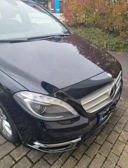 Mercedes B180 W246 in Schwarz - Daun