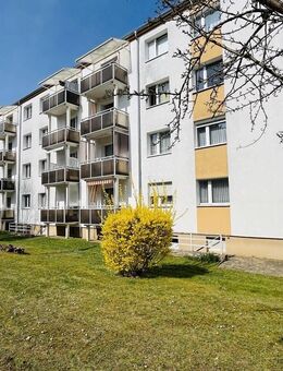 Was will man mehr - 3 Räume, Wanne, Balkon! - Weißenfels