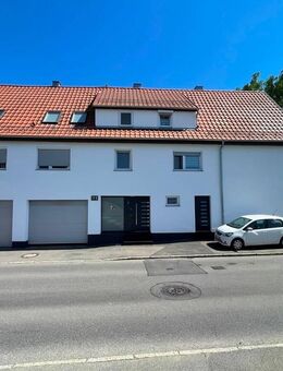 Vollmodernisiertes Zweifamilienhaus mit Traumgarten in Reutlingen-Mittelstadt! - Reutlingen
