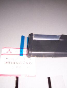 MB498796 Kotflügelzierleiste vorn rechts Mitsubishi Colt/Lancer/Lancer Kombi - Hannover Vahrenwald-List