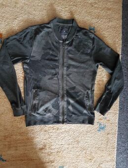 Shirt Jacke WE  Gr. M  Grünton - Kassel