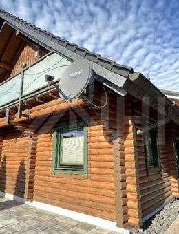 Wohnglück auf großem Grundstück ... Charmantes Einfamilienhaus mit zusätzlichem Bauland, Carport, Garage und Wohlfühlgarantie in Treben - Treben