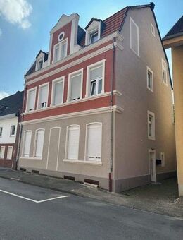 KAPITALANLEGER/SELBSTNUTZER Voll renoviertes MFH in Ahlen - Ahlen