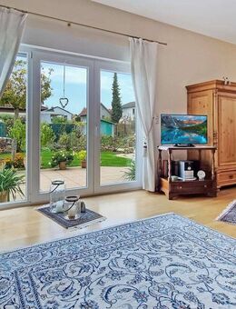 Bezugsfreies Zweifamilienhaus mit Traumgarten in begehrter Lage von Mainz-Gonsenheim - Mainz