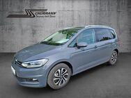 VW Touran, Active, Jahr 2022 - Uffenheim