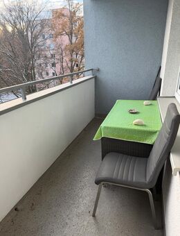 Verkaufe provisionsfrei 2,5 Zimmer Wohnung in München Forstenried - München