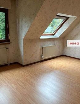 IMMOBERLIN.DE - Sympathische Doppelhaushälfte mit wunderbarer Gartenidylle in Seenähe - Berlin