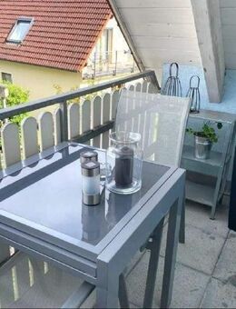 Wohnen mit Flair!! Schöne 2,5-Zimmer-Maisonette-Wohnung in Abenberg - Abenberg