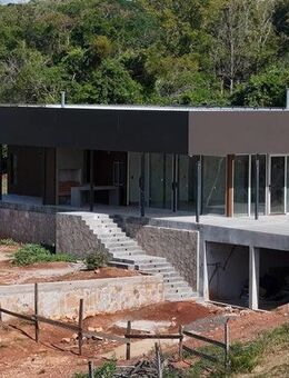 Moderne Neubau-Villa mit Pool in Independencia / Paraguay - Wasserburg (Bodensee)