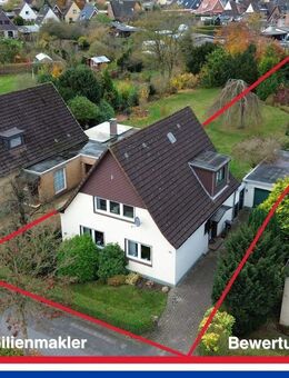 Raumwunder mit schönem Garten - Anbau zum Zweifamilienhaus genehmigt - Neumünster