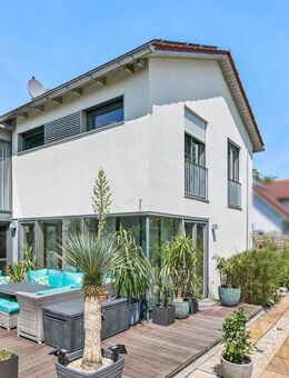 Architektenhaus mit Wellnessoase durchdacht bis ins Detail - Oberding