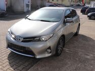 Toyota Auris, 1.8 VVT-i Hybrid Automatik Life Plus, Jahr 2014 - Freising