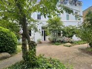 Helle 3 Zimmer Altbau-Wohnung - Wiesbaden
