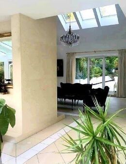 LUXUS DESIGNER-ANWESEN - 3-4 Wohneinheiten - FREI - ca 460 m2 Wfl./Nfl. Bungalowstyle - american dream - Rosengarten (Niedersachsen)
