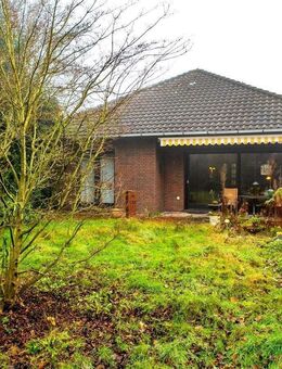 Familienfreundlicher Bungalow mit Teilkeller und Garage - Oldenburg