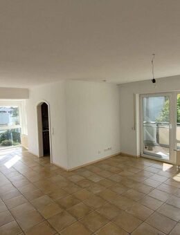 Helle 3-Zimmer-Wohnung mit Balkon und Tiefgarage in Bad Dürrheim - Bad Dürrheim