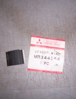 MB344564 Distanzstück, Frontscheibe Mitsubishi Colt/Lancer/Lancer Kombi - Hannover Vahrenwald-List