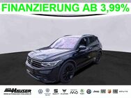 VW Tiguan, 2.0 TDI R-Line AREA-VIEW PARK, Jahr 2021 - Pohlheim