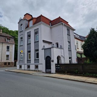 frisch sanierte 2-Raum-Wohnung im Stadtzentrum