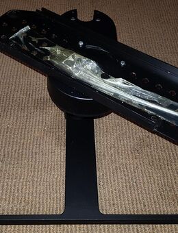 Bang & Olufsen elektrischer fernbedienbarer Motor Stand für B&O Beovision MX TV-Fuß Type MS4107 Beolink MX6000 MX7000 usw. - Landsberg (Lech)