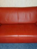 Zwei-Sitzer Designer-Sofa in Rot in 08056