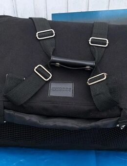 Reisekorb für Katzen oder Kleintiere von Cats & Dogs - Essen