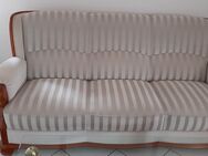 Sofa, stoffbezogen mit Kirschholzlehne, Stilmöbel - Niederkassel Zentrum