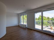 Bezugsfrei & Luxurios! Penthouse mit 3 Zimmern, Balkon und direktem Aufzug in Königs Wusterhausen - Königs Wusterhausen