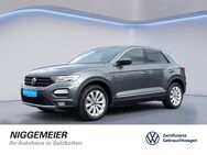 VW T-Roc, 1.5 TSI Sport, Jahr 2022 - Salzkotten