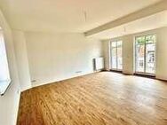 Beautiful Penthouse with Terrace - 2 Rooms - move in immediately possible! ! - Berlin