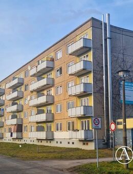 Vollvermieteter Wohnblock mit 40 Einheiten vor den Toren Berlins - Neuhardenberg