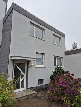 Helle 3,5-Zimmer-Wohnung mit Balkon und optimalem Grundriss - Bielefeld