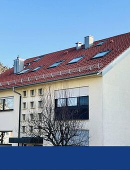 Sofort frei: Helle 4,5 Zimmer-Wohnung mit 2 Balkonen und Stellplat - Ludwigsburg