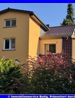 Wohnen mit Charakter - wunderschöne Eigentumswohnung im Zweifamilienhaus - Schöneiche (Berlin)