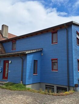 Doppelhaushälfte mit Einliegerwohnung und großem Garten - Oberasbach