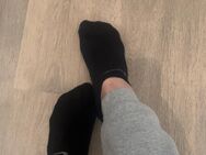 Verkaufen Socken:) - Tittling