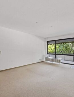 Zwei-Zimmerwohnung mit riesigem Balkon - Düsseldorf