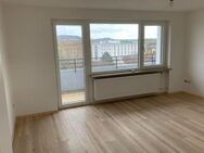 Ihr neues Zuhause - 3 Zimmer im 8. OG mit Balkon und Aufzug - Kitzingen