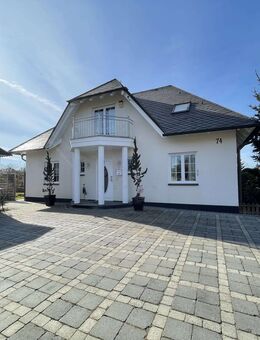 Exklusive Villa mit Sauna, 2 Garagen, Pool ca. 10 Min. von Berlin am Nieder Neuendorfer See! - Hennigsdorf